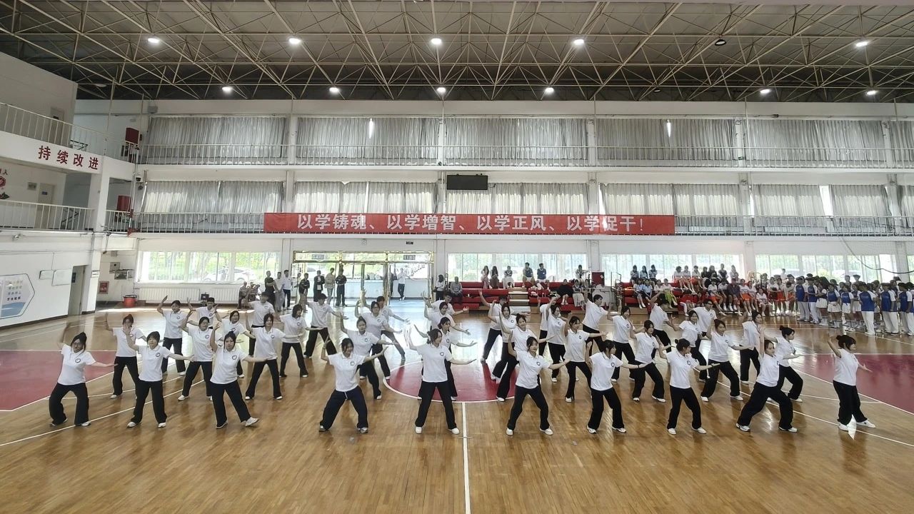 89b323b965a94b84a50cdfb4a52d80aa.jpg
