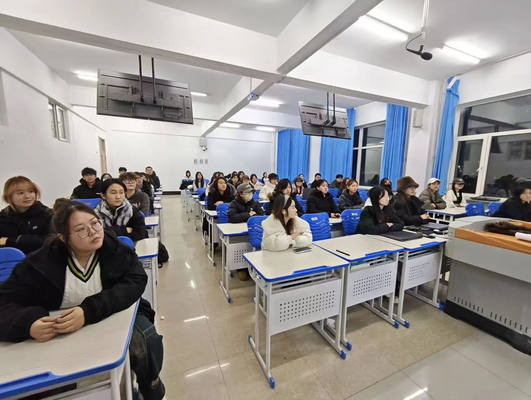 fd4d5f49ea3246e4b87f7d9a16838e1f.jpg 微信图片_2025-12-15_215119_389.jpg