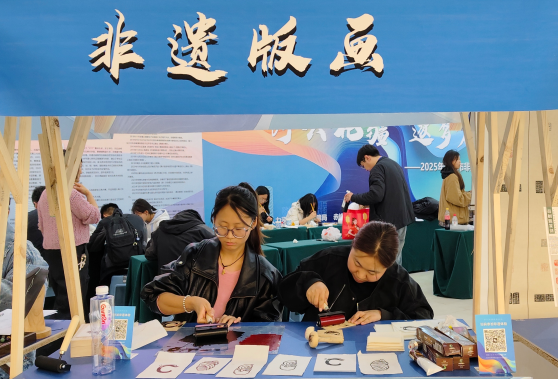bdb2761568b7467eb3871cc40fb38d8e.png 微信图片_2025-11-01_210245_154.png