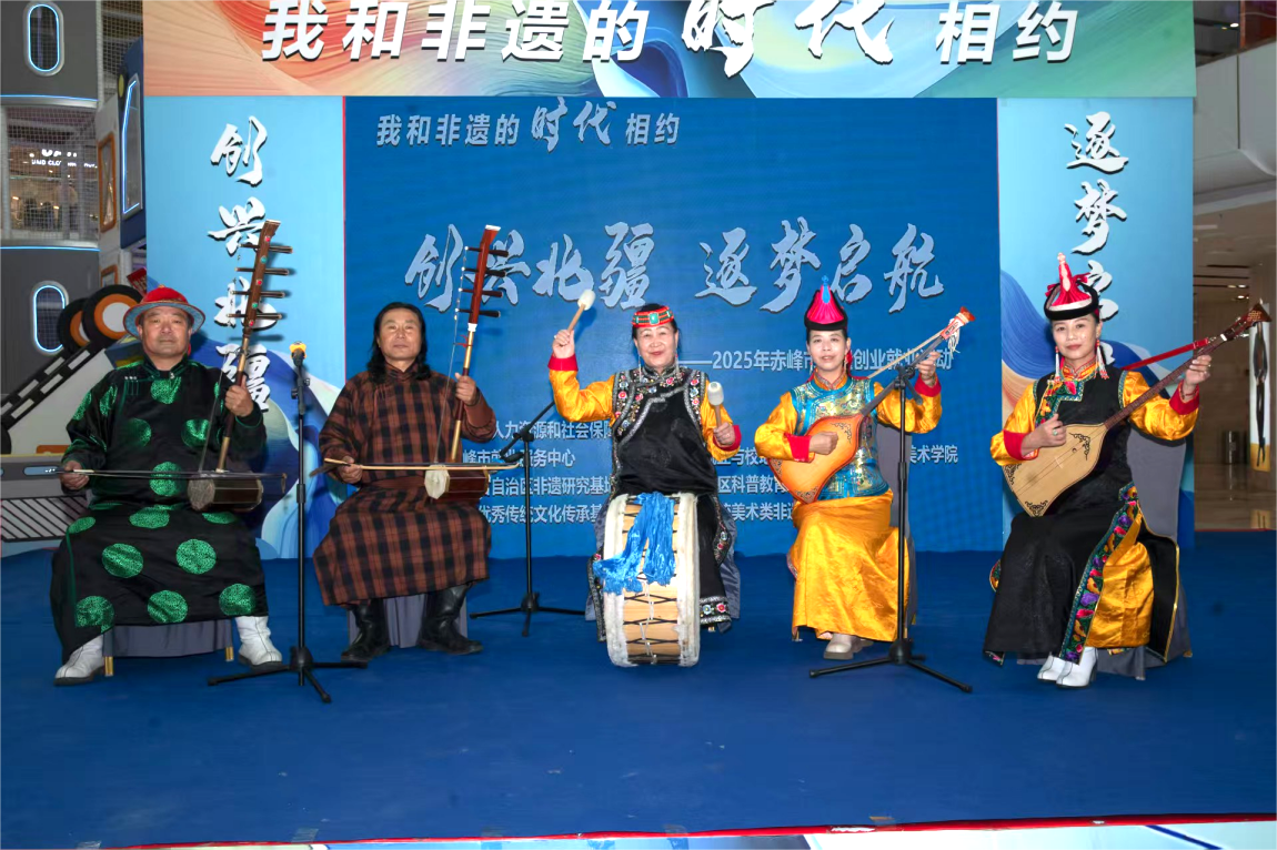 2beebe4e1d734132ab4650ceff7b9c57.png 微信图片_2025-11-01_210407_223.png
