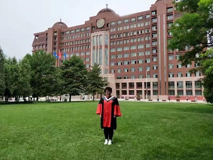 b5aebc4361134bf8b64791f3c2cf5461.jpg 乌仁图雅.jpg