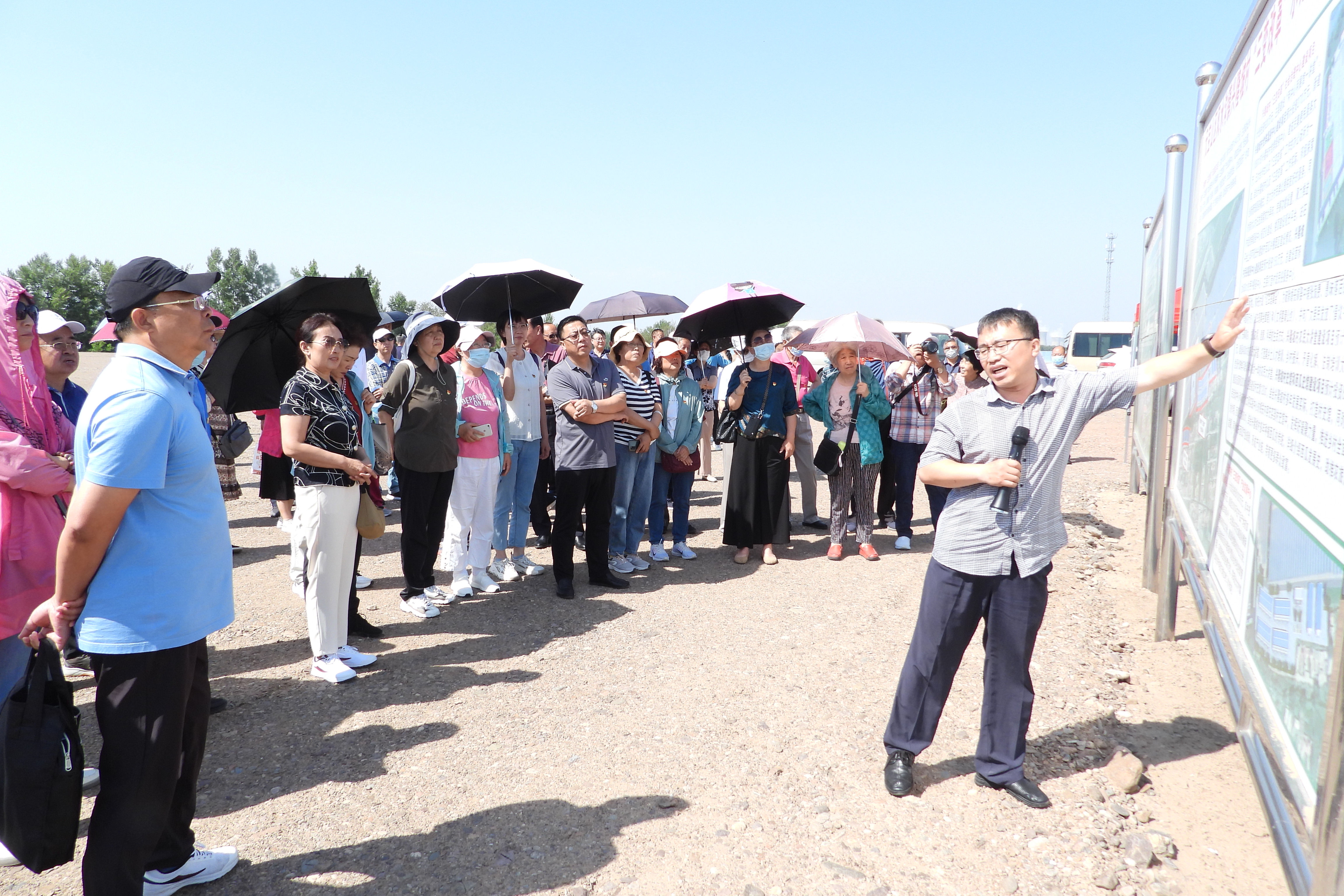 6aee1528918c41e99e3f8a4224617205.jpg