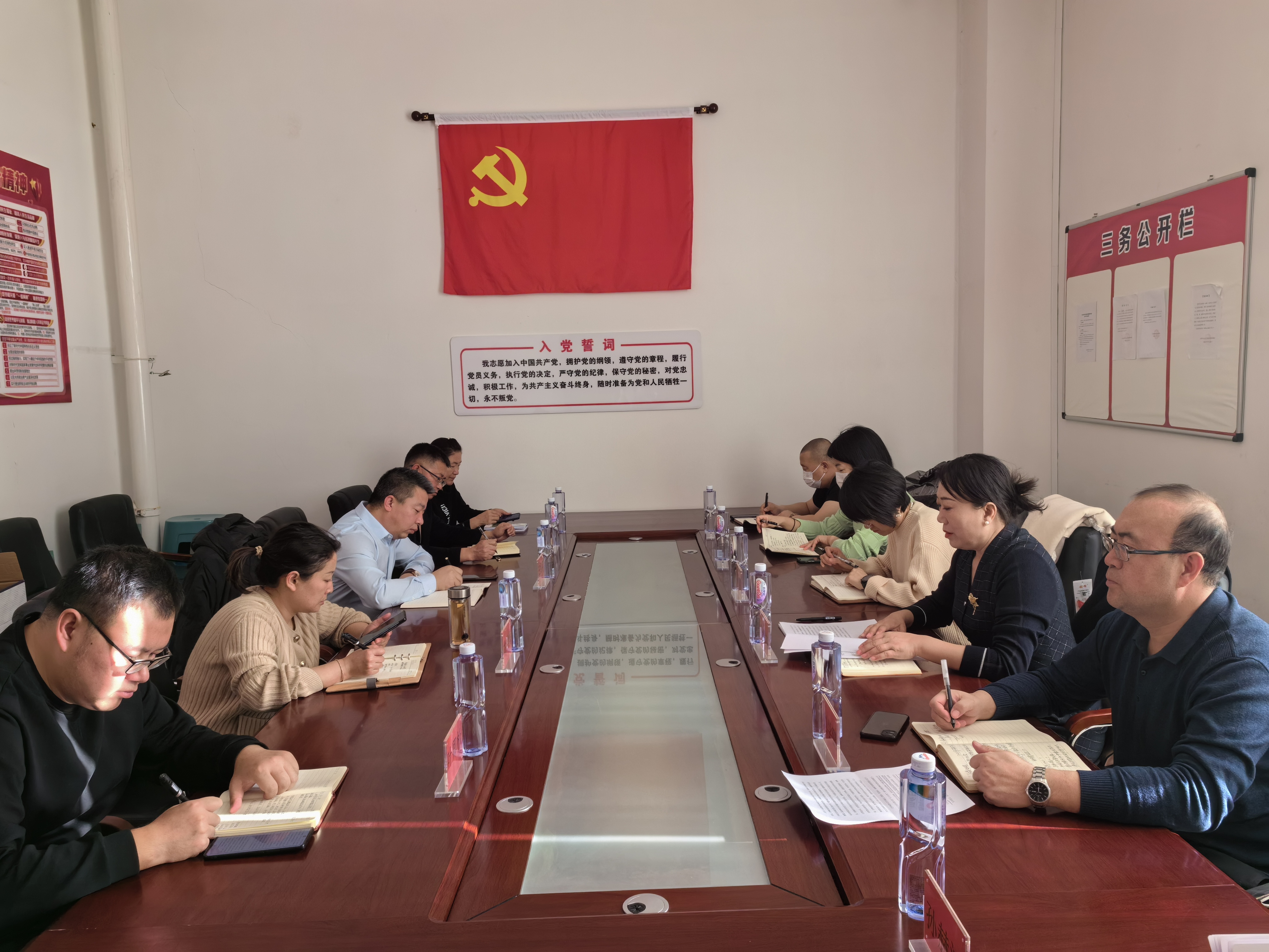 bfa74c92ca8e4f1099c60b27a74ba99d.jpg eae409dac94f8e57e1cc70b83f5bf70.jpg