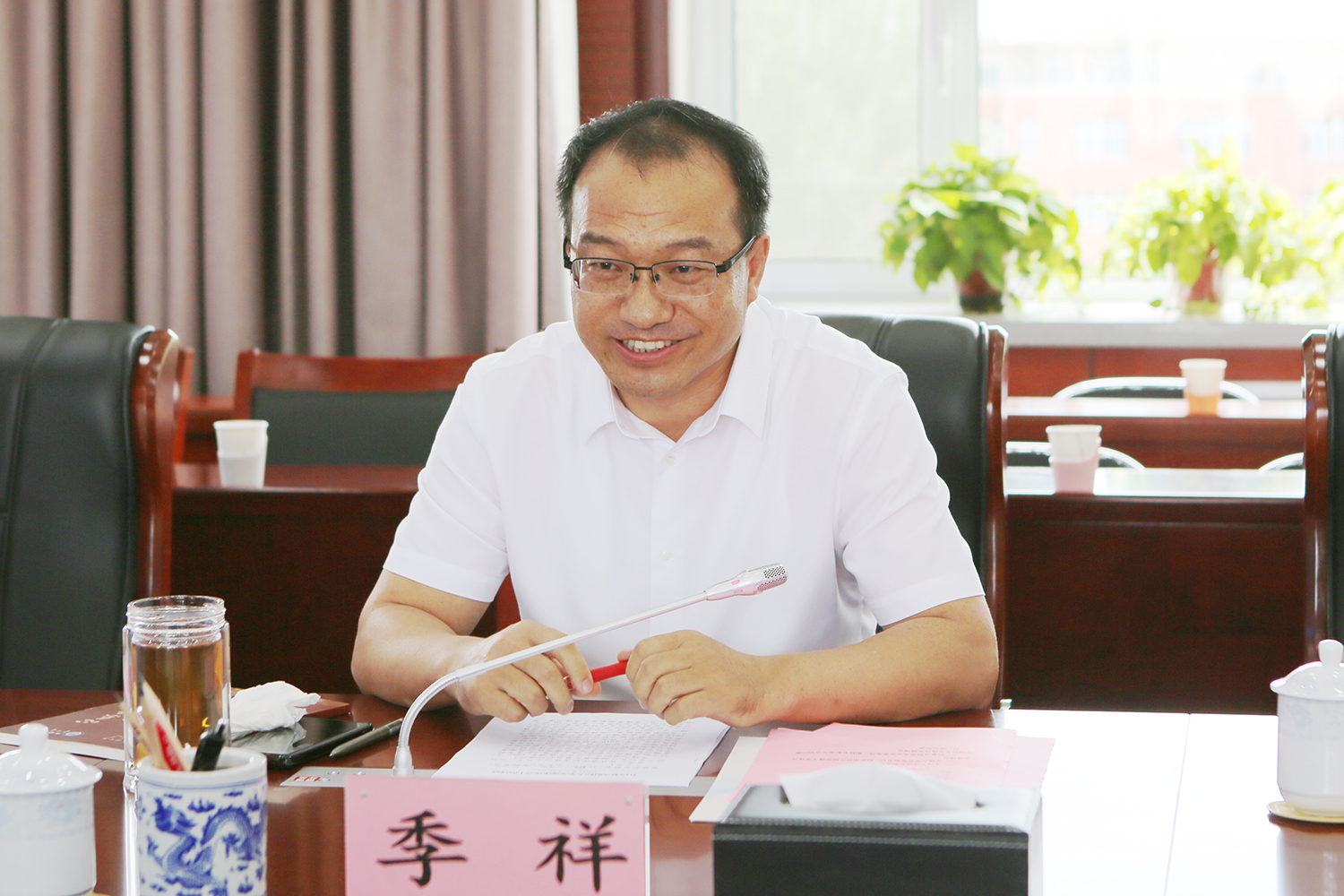 季校长.JPG 季校长.JPG